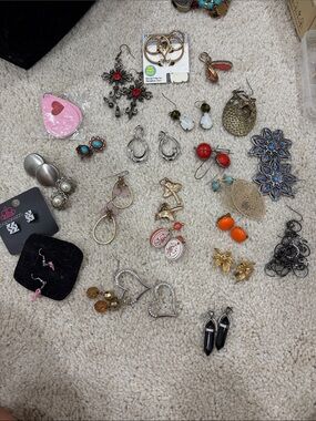 12-Expressions Gold-Tone Hoop lot of Earrings - Gold